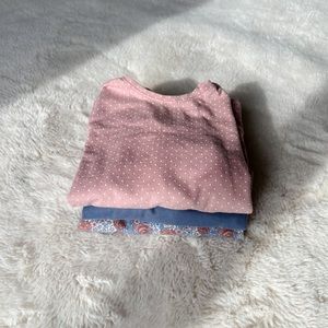 Bundle of 3 long sleeve t shirts